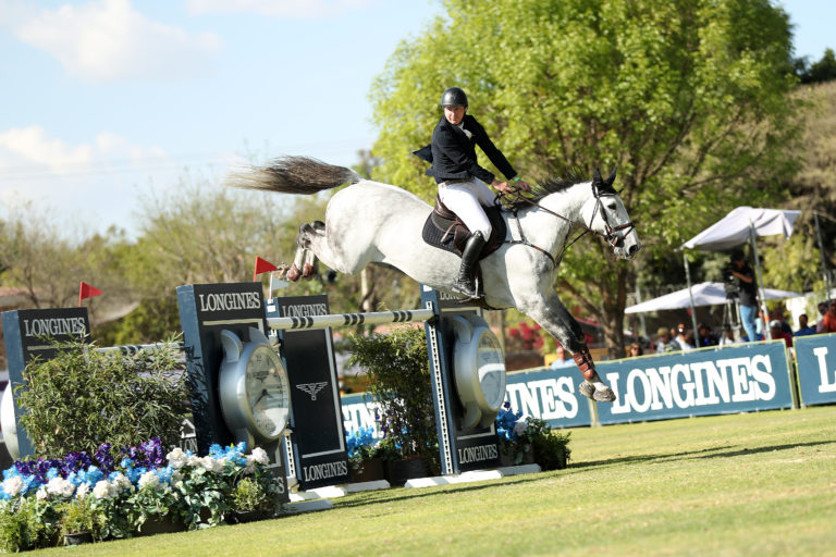 Copy of JORDAN COYLE and ERISTOV flying_Anwar Esquivel photo