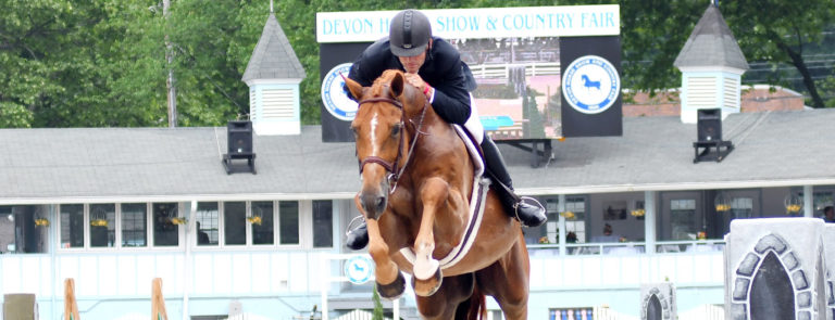 devon-hunter-derby-hunt-tosh-flamingo-k-feature