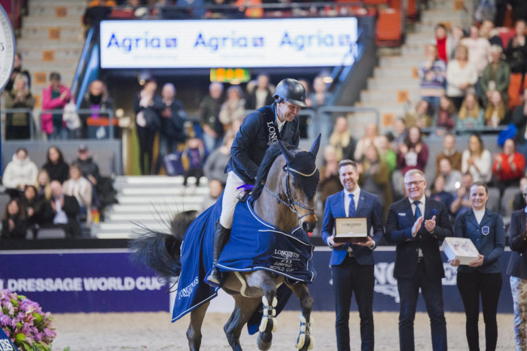 Geir Gulliksen (NOR) riding Vdl Groep Quatro victory