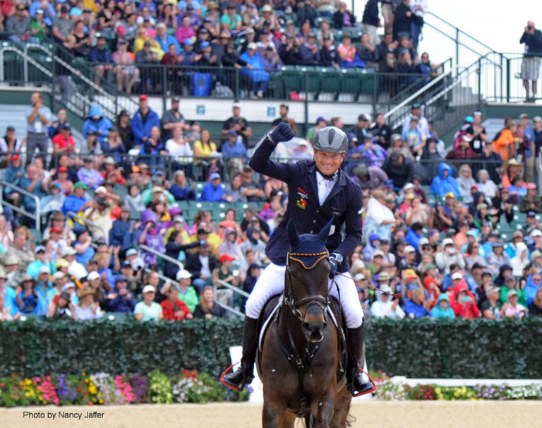Postcard: 2016 Rolex Kentucky Show Jumping promo image